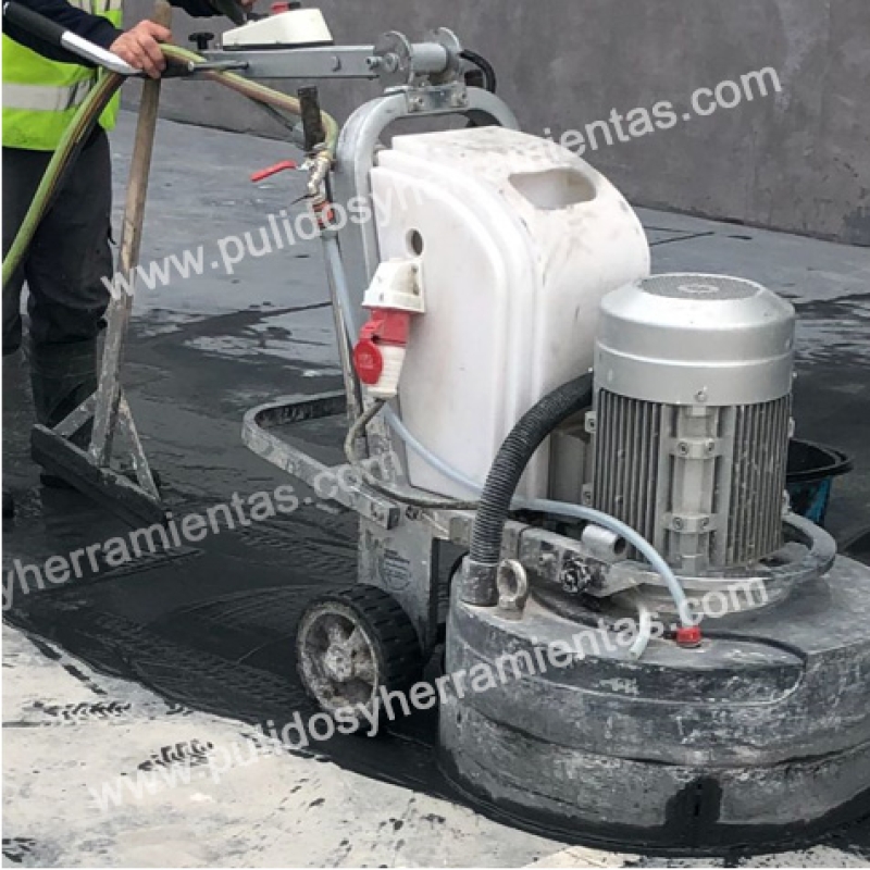Máquina pulidora satélite en buen estado de funcionamiento 